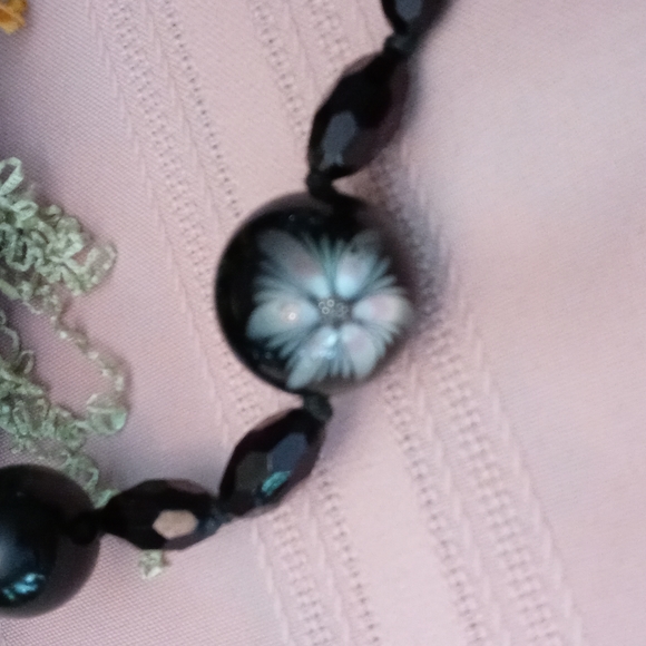 Mary Frances  handbag - Picture 5 of 10